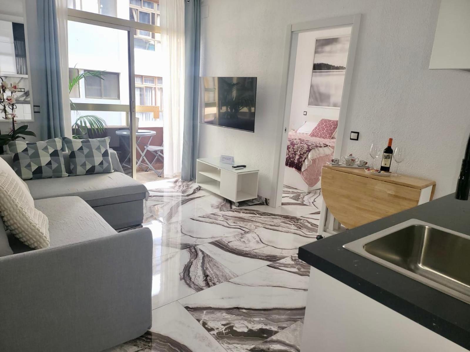 2 Bedrooms Flat + Balcony + Parking At Las Canteras Beach 大加那利岛拉斯帕尔马斯 外观 照片