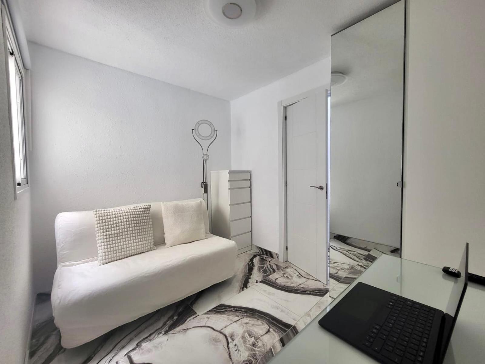 2 Bedrooms Flat + Balcony + Parking At Las Canteras Beach 大加那利岛拉斯帕尔马斯 外观 照片