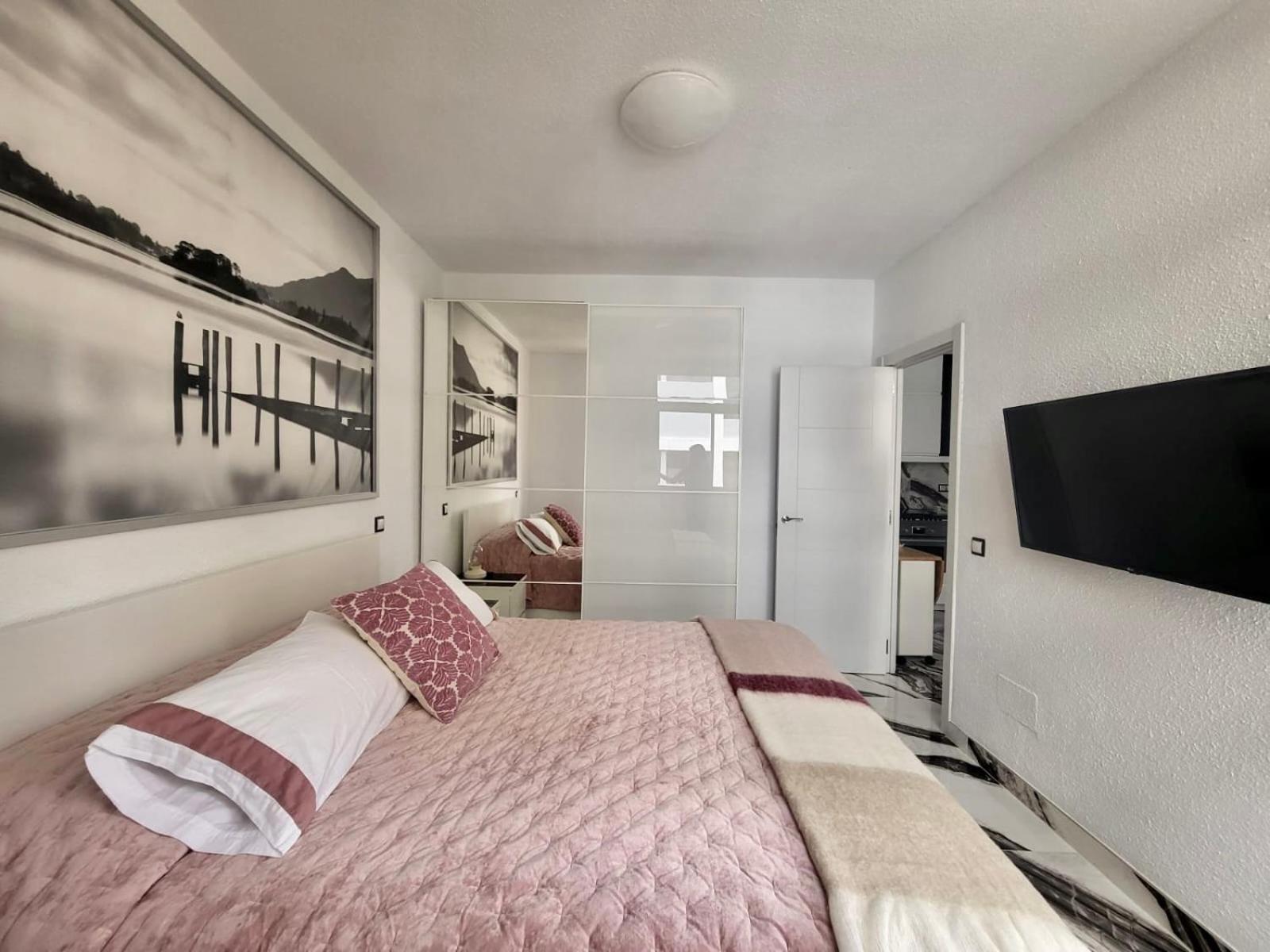 2 Bedrooms Flat + Balcony + Parking At Las Canteras Beach 大加那利岛拉斯帕尔马斯 外观 照片