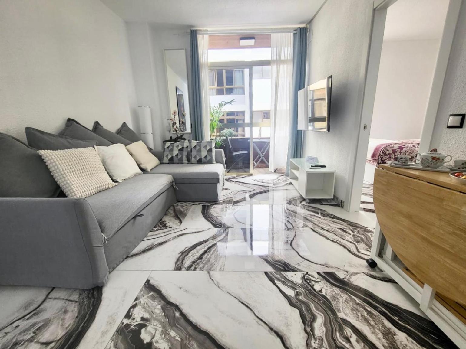 2 Bedrooms Flat + Balcony + Parking At Las Canteras Beach 大加那利岛拉斯帕尔马斯 外观 照片